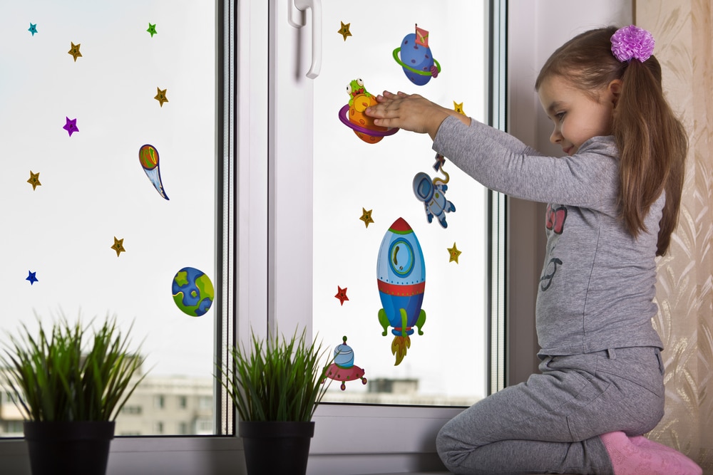 4 Effective Ways To Remove Sticker Residue From Your Windows remove sticker residue from your windows